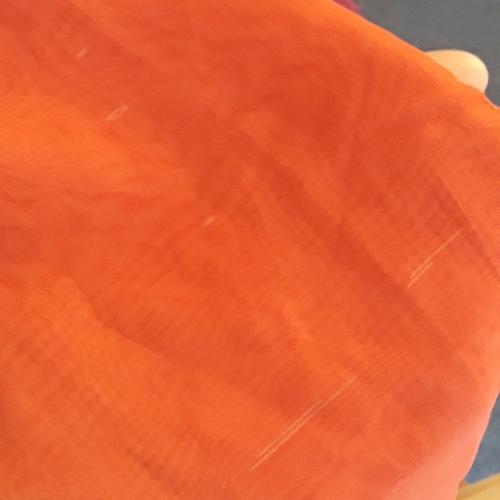 Pretty Studio Y Top - Picture 14 of 15